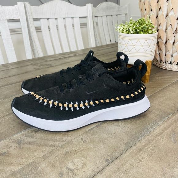 🚨‼️Final Sale‼️Nike Dualtone Racer Woven Black/Vachetta‎ Tan 12 - Picture 1 of 6